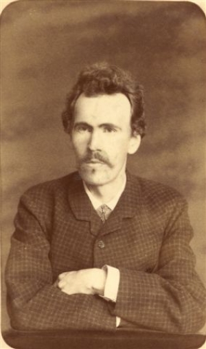 Eduard Vilde tädipoeg oli eesti kirjanik Eduard Bornhöhe (1862-1923)